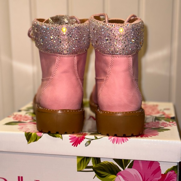 Bella Marie Statement Boots - Picture 10 of 10